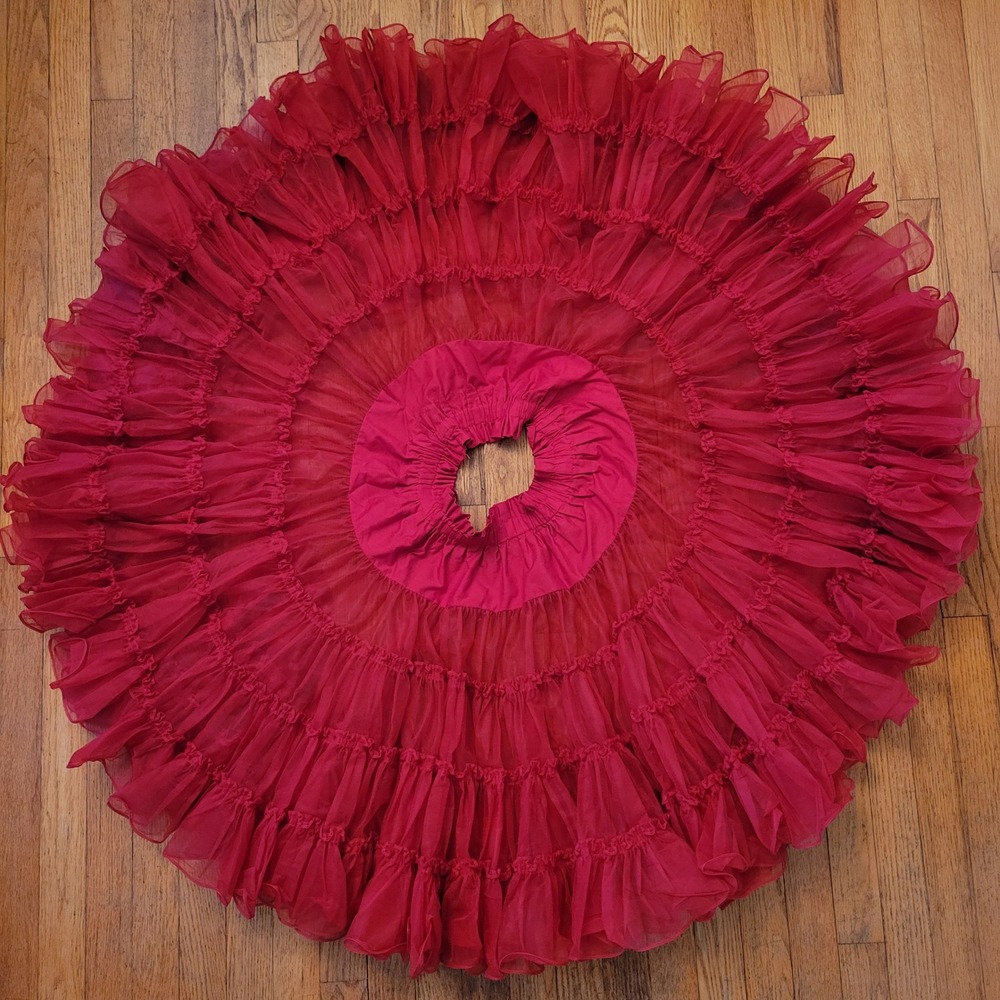 Malco Modes M Crinoline Petticoat Red Tiered Ruffled Vintage 592 Square Dancing